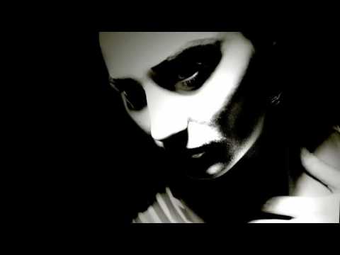 Dez - Under the Wing (unplugged)