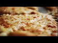 Envie de partager de généreuses pizzas en pâte Classic, Pan ou Cheezy Crust préparées à la commande rien que pour vous? Rdv sur pizzahut.fr