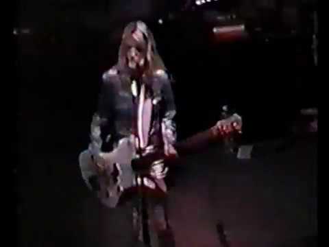SoNiC YouTh - LiVe! - OCT 11 1990 RoCk ACadeMY NYC WhoLe Sho! ( 'meh' QUaL! )