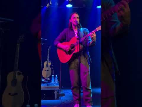 No boundaries (partial) - Kris Allen / Helsinki 14.10.2021