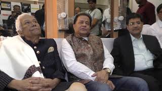 सोनू निगम और हरिहरन ने केरला में बाढ़ से प्रभावित लोगों की मदद के लिए फण्ड रेज़र शो किया सौरभ दफ़्तरी के साथ।