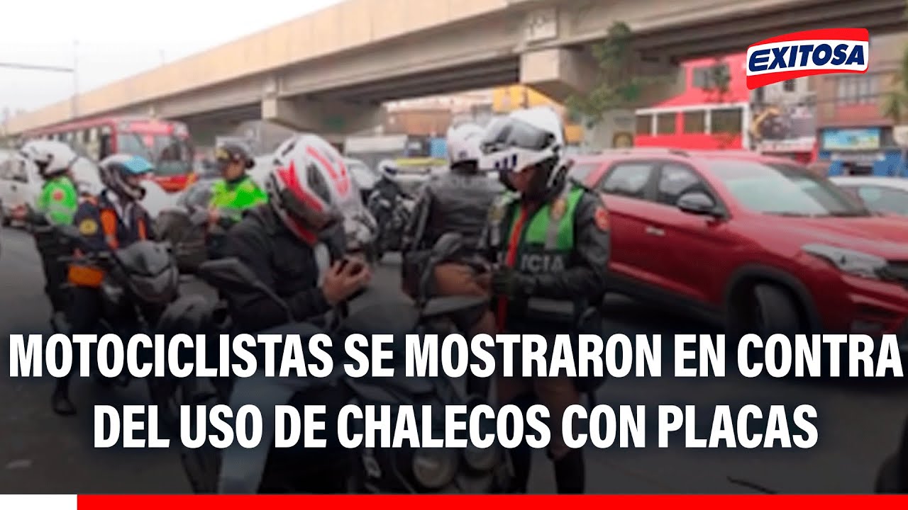 🔴🔵 Los motociclistas se mostraron en contra del uso de chalecos con placas