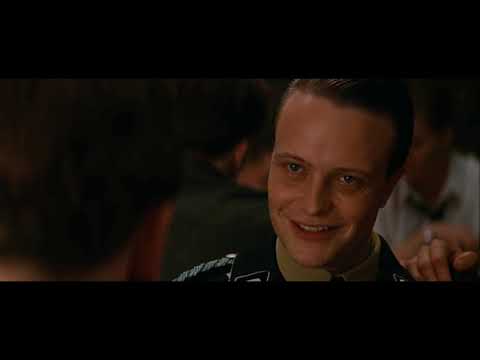 Malditos Bastardos - escena del bar castellano 2/3