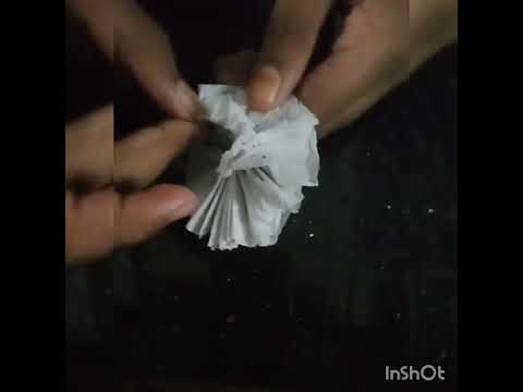 making tissue paper flower