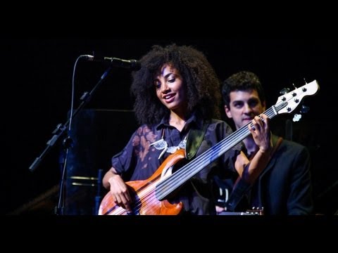 BMW Jazz Festival 2013 - Esperanza Spalding - Show Completo Brasil (HSBC Brasil) Full HD