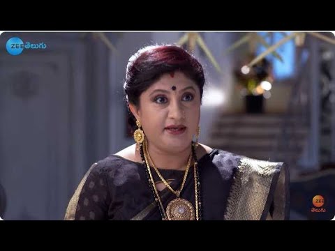 Shruti tries to put off the lamp - Radhamma Kuthuru Serial - Akshara - Full Ep 289 - Zee Telugu