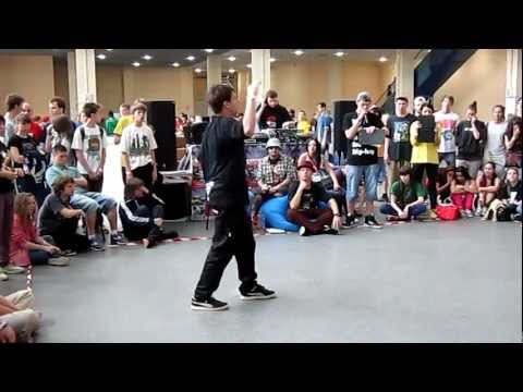 UDS 10, Ruslan vs Geo, popping.MOV