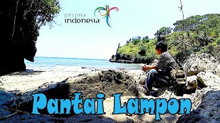 preview picture of video 'Pantai Lampon, keindahan di balik perbukitan'