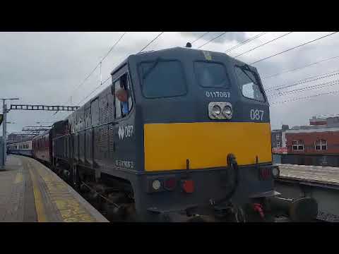 #1k Irish Rail 071 Class Loco NO. 087 and RPSI MK2 Coaches Heading for Inchicore 17/6/23