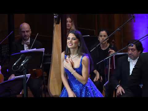 Tamara Radjenovic: ''Heia, heia in den Bergen'' (E. Kálmán)