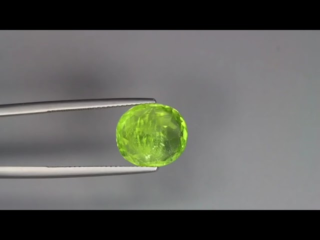 زبرجد باكستاني طبيعي (غير معالج) 8.74 قيراط