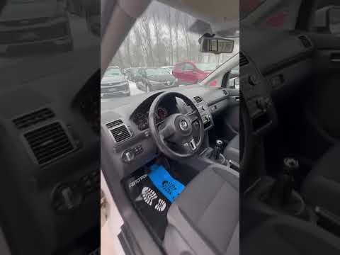 фото volkswagen touran i рестайлинг 0