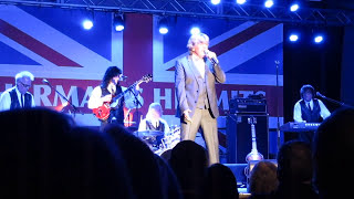 April 1, 2017 Herman's Hermits Perform End Of The World