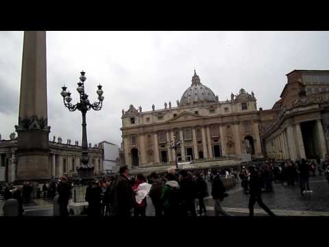 Rome- Vatical_City02: St. Peter's Square