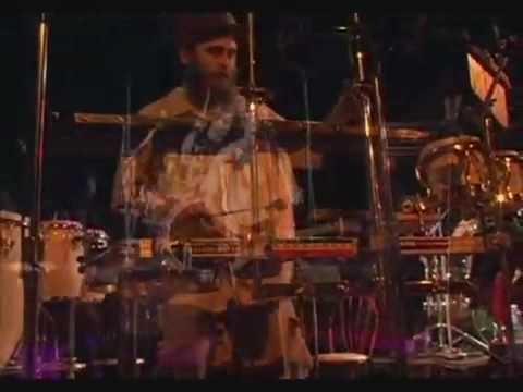 SOJA  ft Gomba Jahbari-Can't tell me live DVD Get Wiser