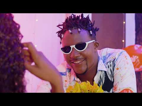 MLOLE CLASSIC  ZUZU  ( OFFICIAL MUSIC VIDEO)