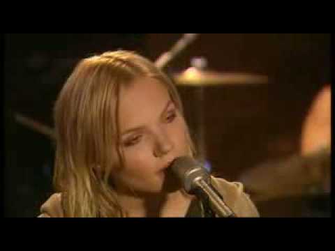 download lagu mp3 mp4 Lene Marlin Masken, download lagu Lene Marlin Masken gratis, unduh video klip Lene Marlin Masken