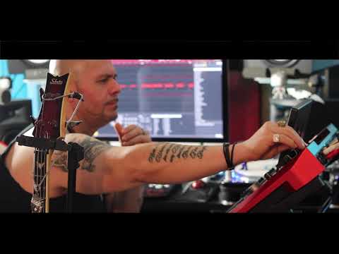 Cardi B Nicki minaj type beat.  R&B/Hip hop Beat with hook.