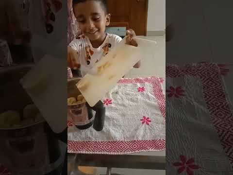 Jabir Making #banana #icecream @Jabir & M0m❤️