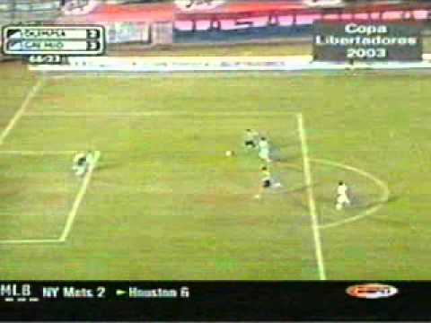 2003 - Copa Libertadores da América - Olímpia 2 x 3 Grêmio - 3 - Luís Mário