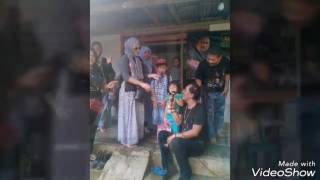 berjalan diam diam ebiet g ade