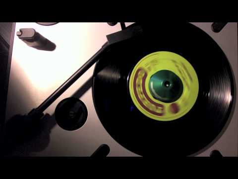 Winston Groovy - Please Don't Make Me Cry