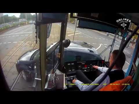 Straßenbahn/Tram Unfälle Compilation