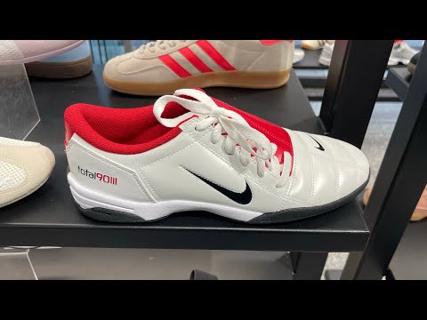 Nike Total 90 (White/ Gym Red/ Black) - Style Code: HQ2851-100