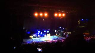 "Defiance" (Acoustic) / Incubus, Live at Red Rocks