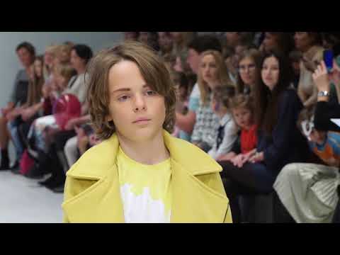 Totallook by kids Fahion days BFW