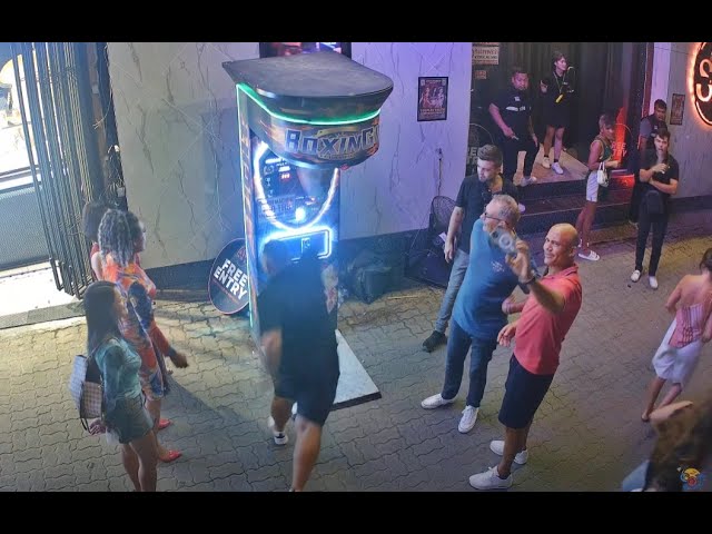 Live webcam view of Chaweng Nightlife Street Cam