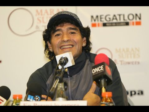 Diego Maradona en Paraná   Conferencia de prensa del Showbol 27 07 2008