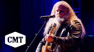 Jamey Johnson Performs &quot;Angels Among Us&quot; | CMT Giants: Alabama
