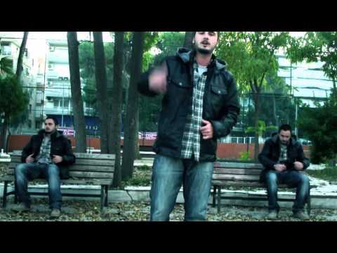 Kozmos Labirent - Elinden Alırlar ( Official Video ) [2011]