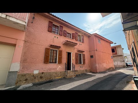 Sardinia - Two-storey semi detached house with 3 bedrooms and courtyard Torpè.