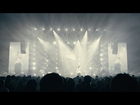 RADWIMPS - Iron Feather [Official Live Video from "FOREVER IN THE DAZE TOUR 2021-2022"]