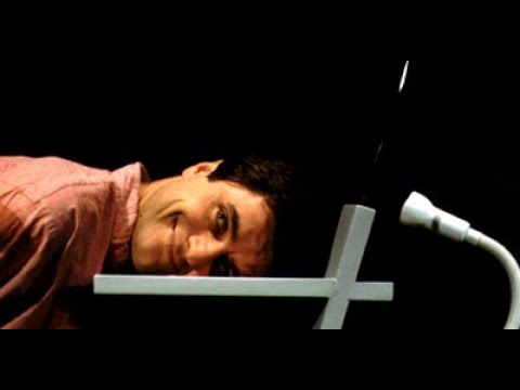 Alessandro Bergonzoni - Le balene restino sedute (completo)