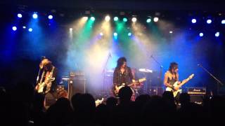 L.A.Guns - You better﻿ not love me