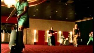 Musik-Video-Miniaturansicht zu Open Your Eyes Songtext von Guano Apes