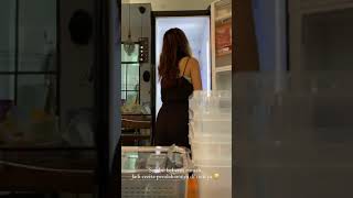 Download lagu Adinda Thomas sexy bersihkan kulkas #shorts mp3