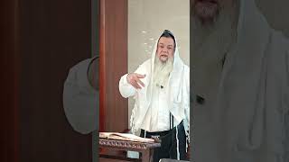 מאיזה כסף ראוי לתת צדקה לאדם שנזקק? (הרב יגאל כהן) - התמונה מוצגת ישירות מתוך אתר האינטרנט יוטיוב. זכויות היוצרים בתמונה שייכות ליוצרה. קישור קרדיט למקור התוכן נמצא בתוך דף הסרטון