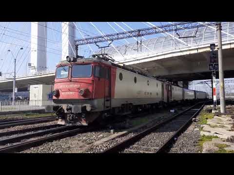 Sosire IR1660 de la Iasi tras de 2 locomotive(41 0294 9 si 45 0343 5)