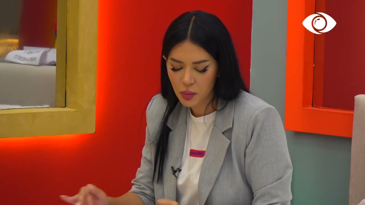 10 veta bashkë ju përballoj/ Efi bisedon me vajzat