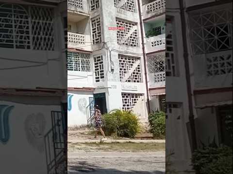 En Zona 9 Alamar,La Habana del Este.🇨🇺Edificio el Castillito