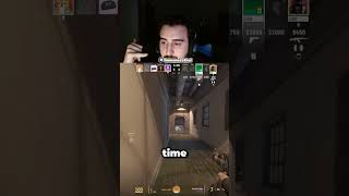 Ohnepixel running away from our 1v1 😭🙏