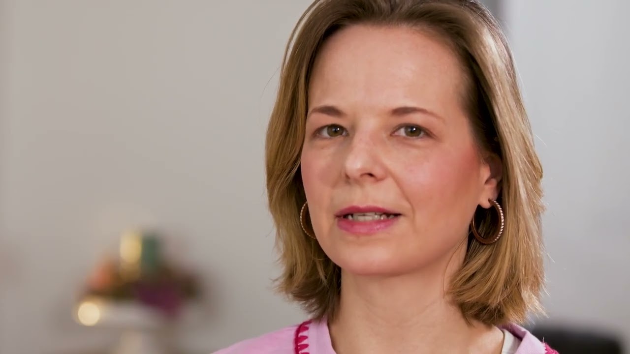 Annika hatte eine Wochenbettdepression und co-leitet die Selbsthilfegruppe "Blues Sisters" in FFM