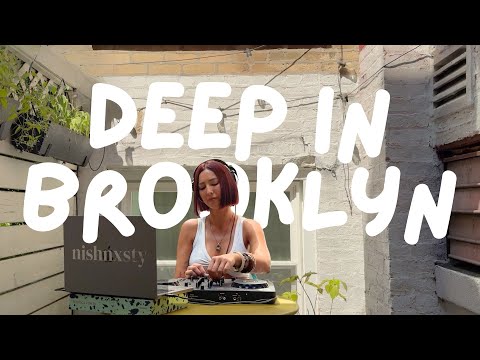 Deep House and Jazzy House Mix / summer party / pm coffee grooves / backyard hang with friends