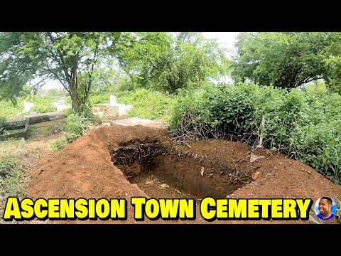 The Cemetery With The Most Open Grave - Freetown West 🇸🇱 VLog 2022 - Explore With Triple-A