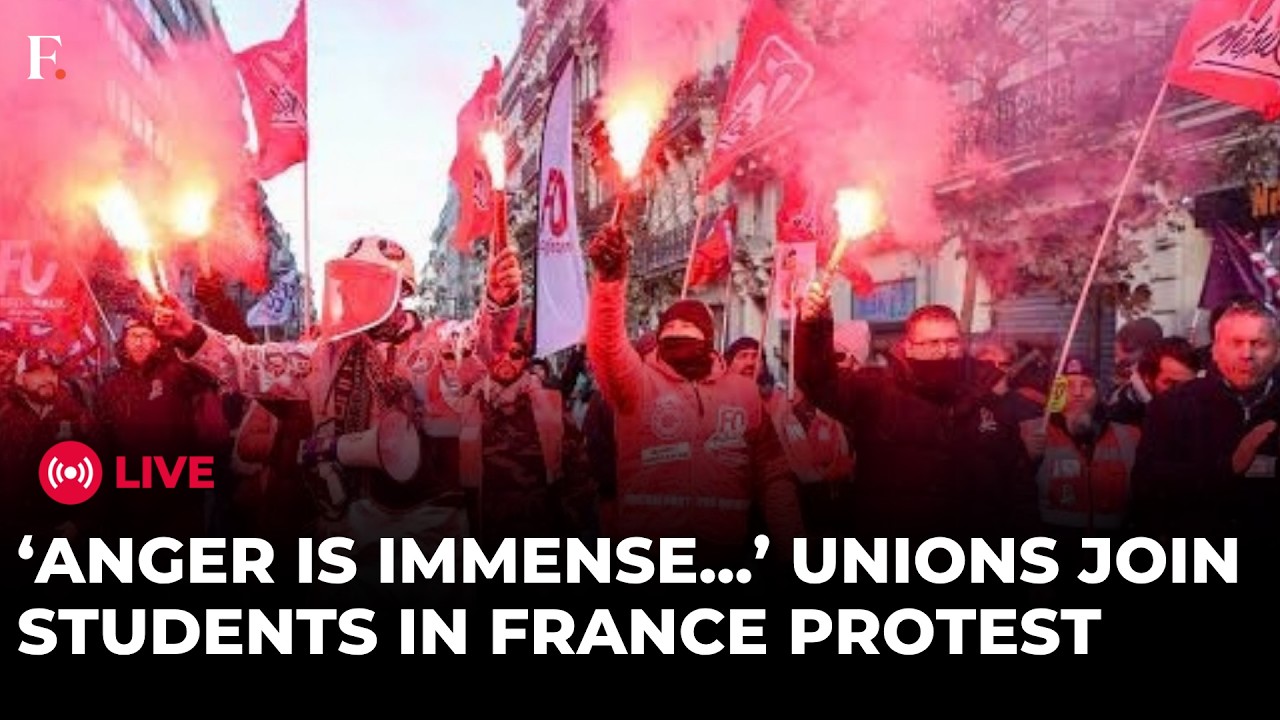 FRANCE 'BLACK TUESDAY' PROTEST LIVE: Students, Unions Take to Streets Over Austerity and Budget