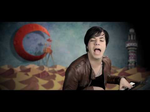 download lagu mp3 mp4 Indiano De Andr, download lagu Indiano De Andr gratis, unduh video klip Indiano De Andr